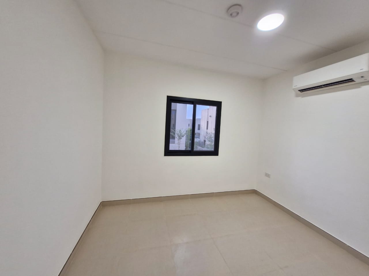 🏡 *Luxury Villa in Sedra – Roshn*   ✨ 300 m² Modern Villa | Elegance Meets Functionality     